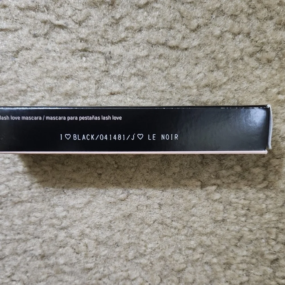 NEW Mary Kay Lash Love Mascara